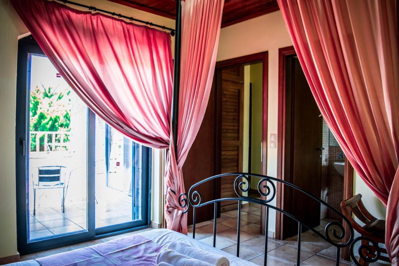 Niriides Villas Old Listing Херсониссос Экстерьер фото