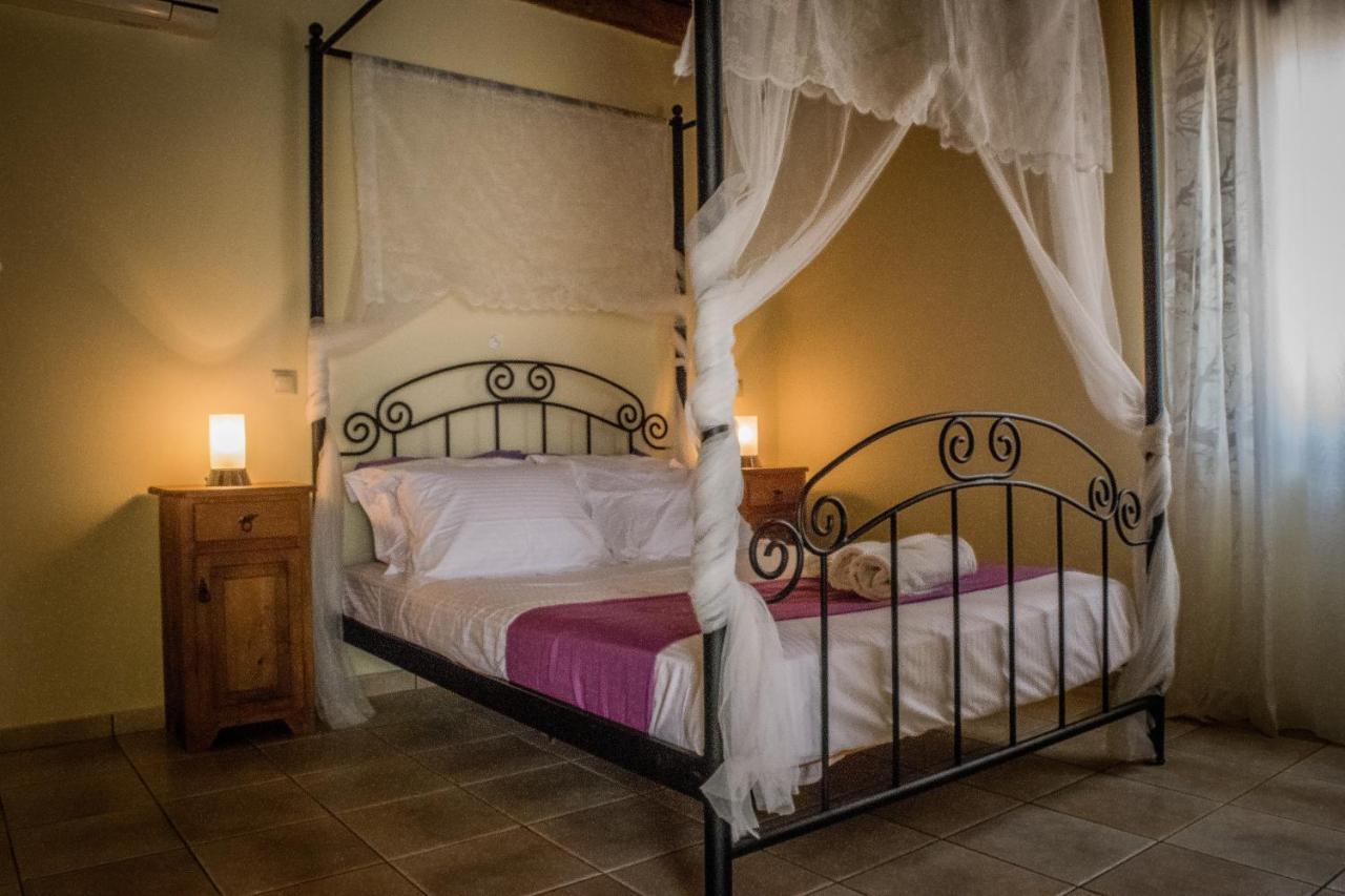Niriides Villas Old Listing Херсониссос Экстерьер фото